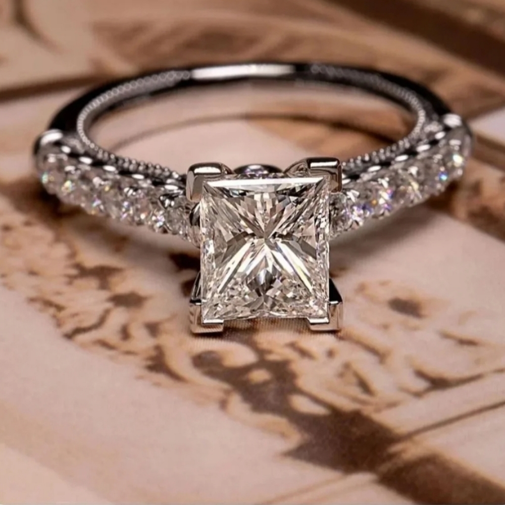 SOLD SOLD Stunning Engagement Ring S6 - Picture 1 of 5